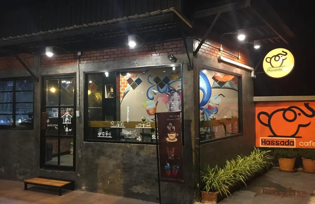 Q Zone Boutique House-1