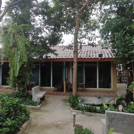 Q Zone Boutique House-2